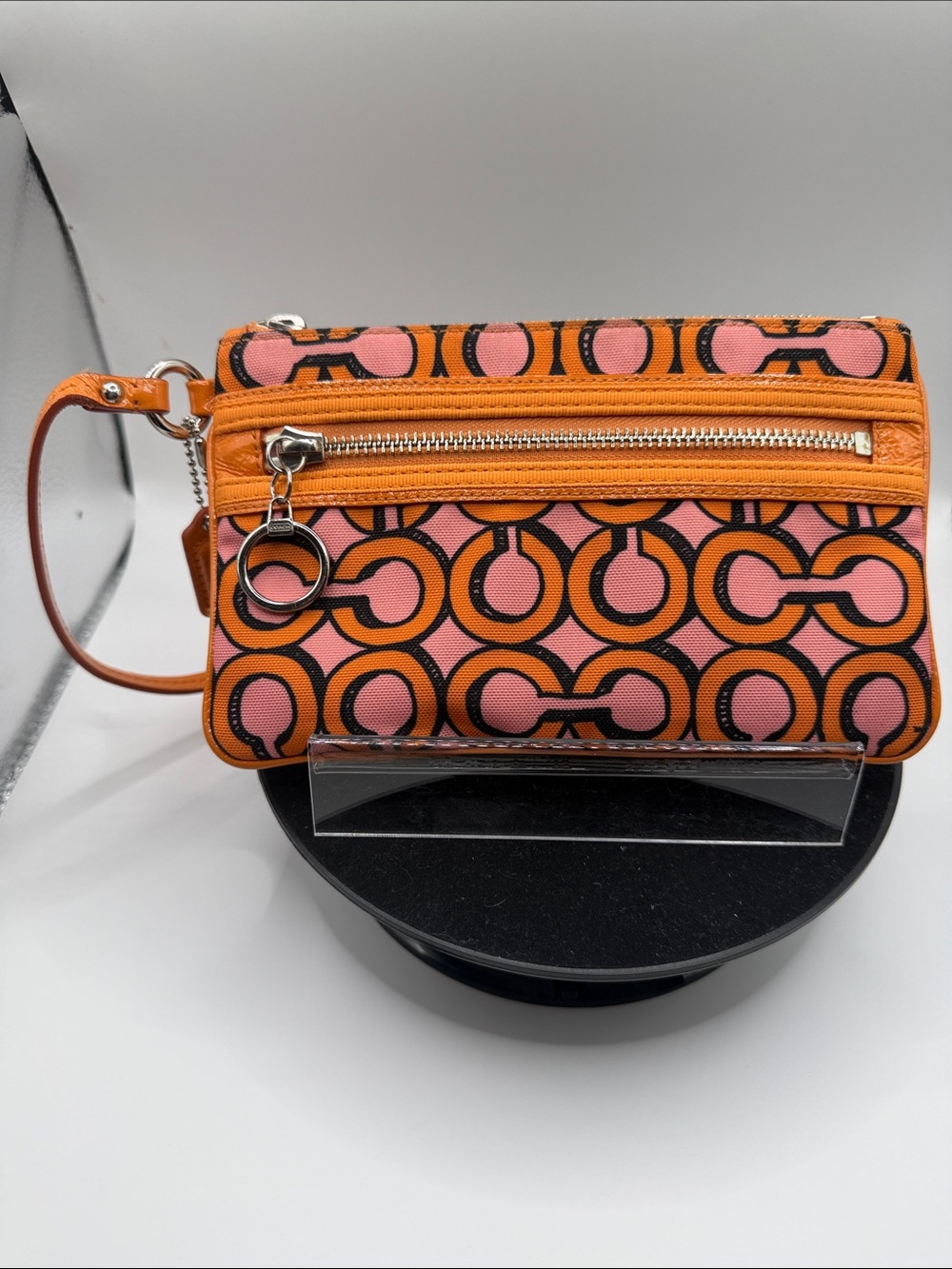 Coach Poppy 3D Op Art Groovy Wristlet in Vibrant Pink and Orange